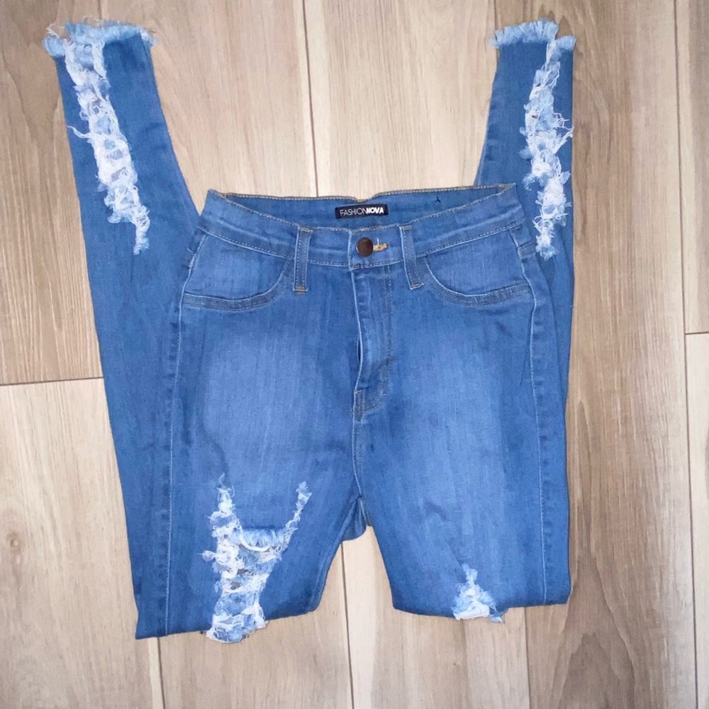 Fashion Nova High Waisted Ripped Jeans - Picture 4 of 8